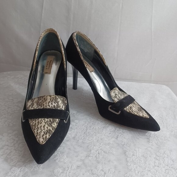 Simply Vera Wang Faux Snakeskin Black Stiletto Pointed Toe High Heel Shoes - Picture 1 of 11